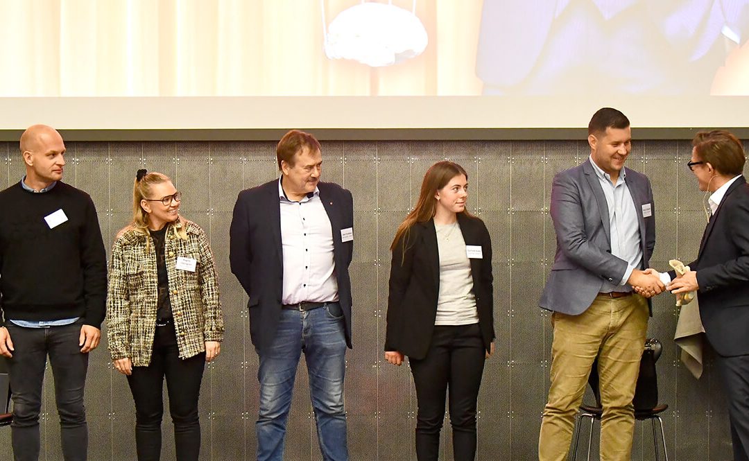 danskeselvstændigeejendomsmæglere_6825l DSE mæglere på række